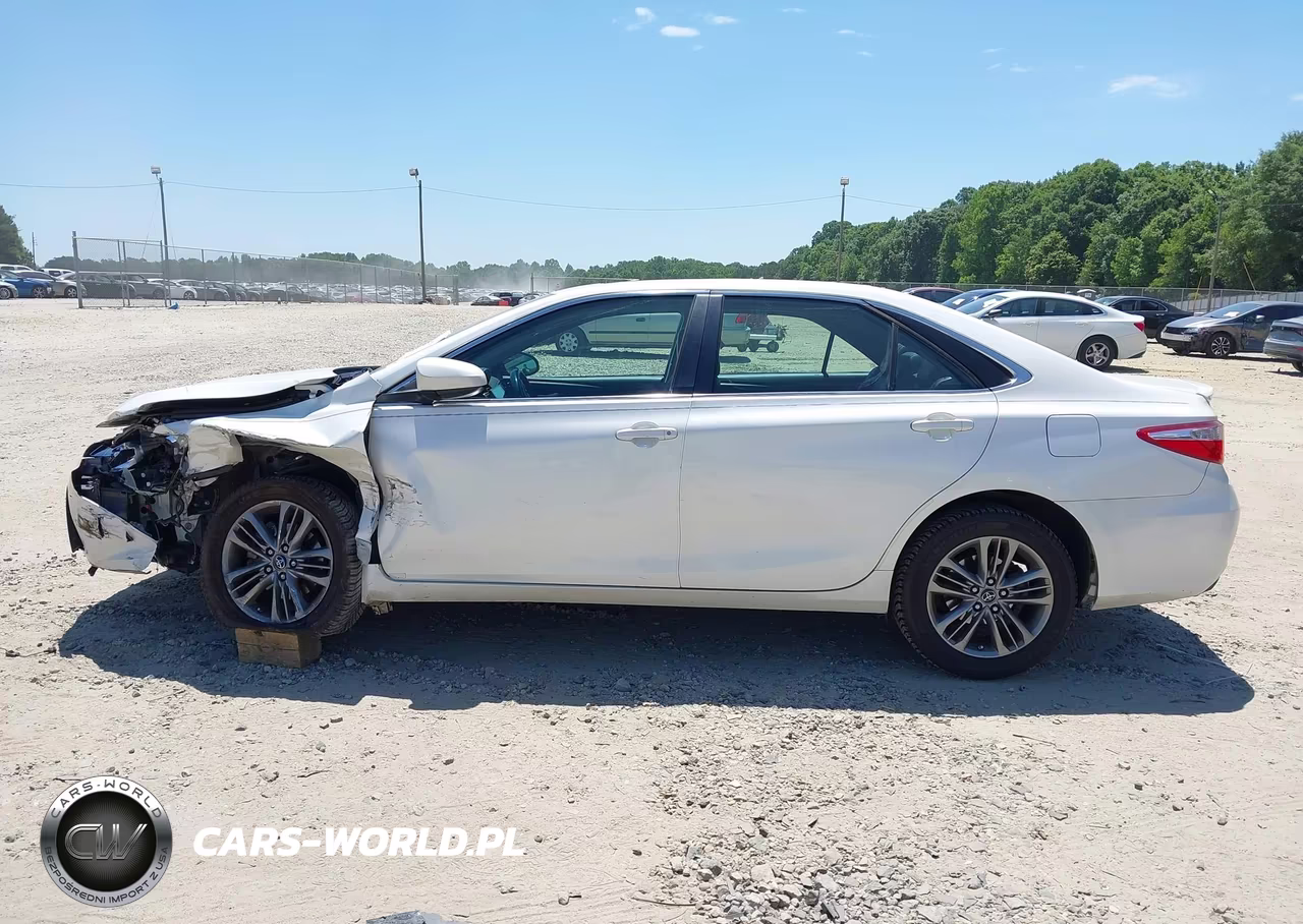 2015 Toyota Camry Se VIN:4T1BF1FK4FU027365 - 13