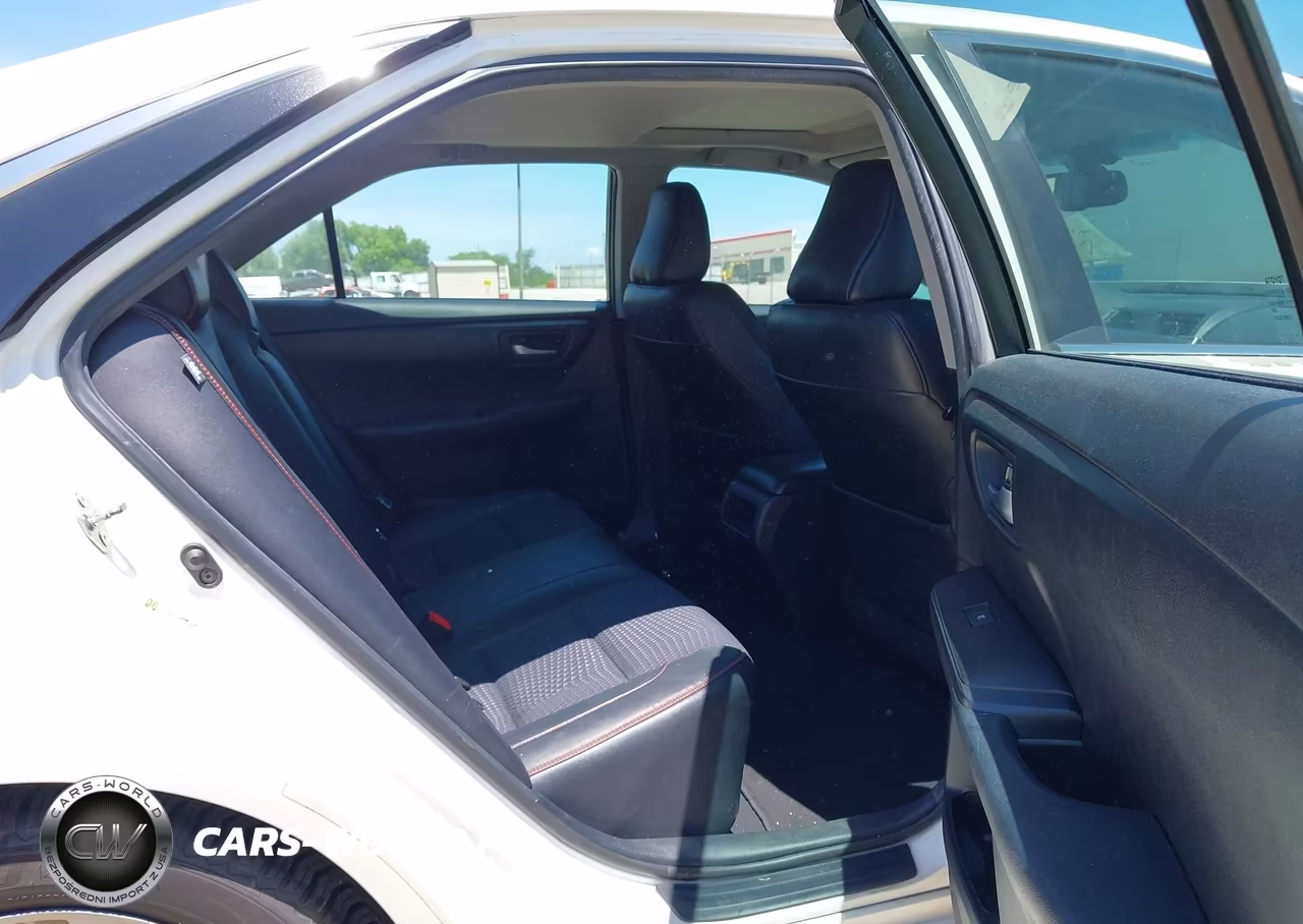 2015 Toyota Camry Se VIN:4T1BF1FK4FU027365 - 8
