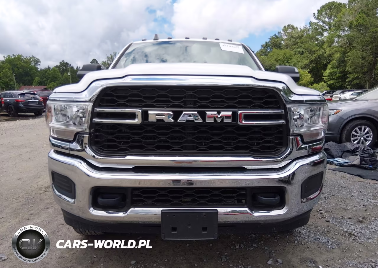 2020 Ram 3500 Tradesman 4X4 8' Box VIN:3C63R3GJ2LG176297 - 13