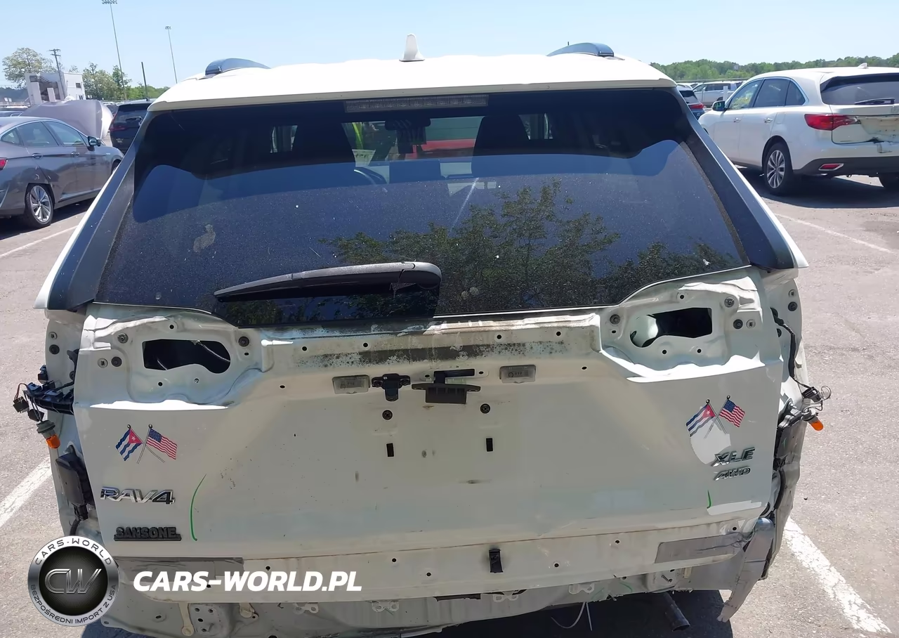 2020 Toyota Rav4 Xle VIN:2T3P1RFV4LC135938 - 16