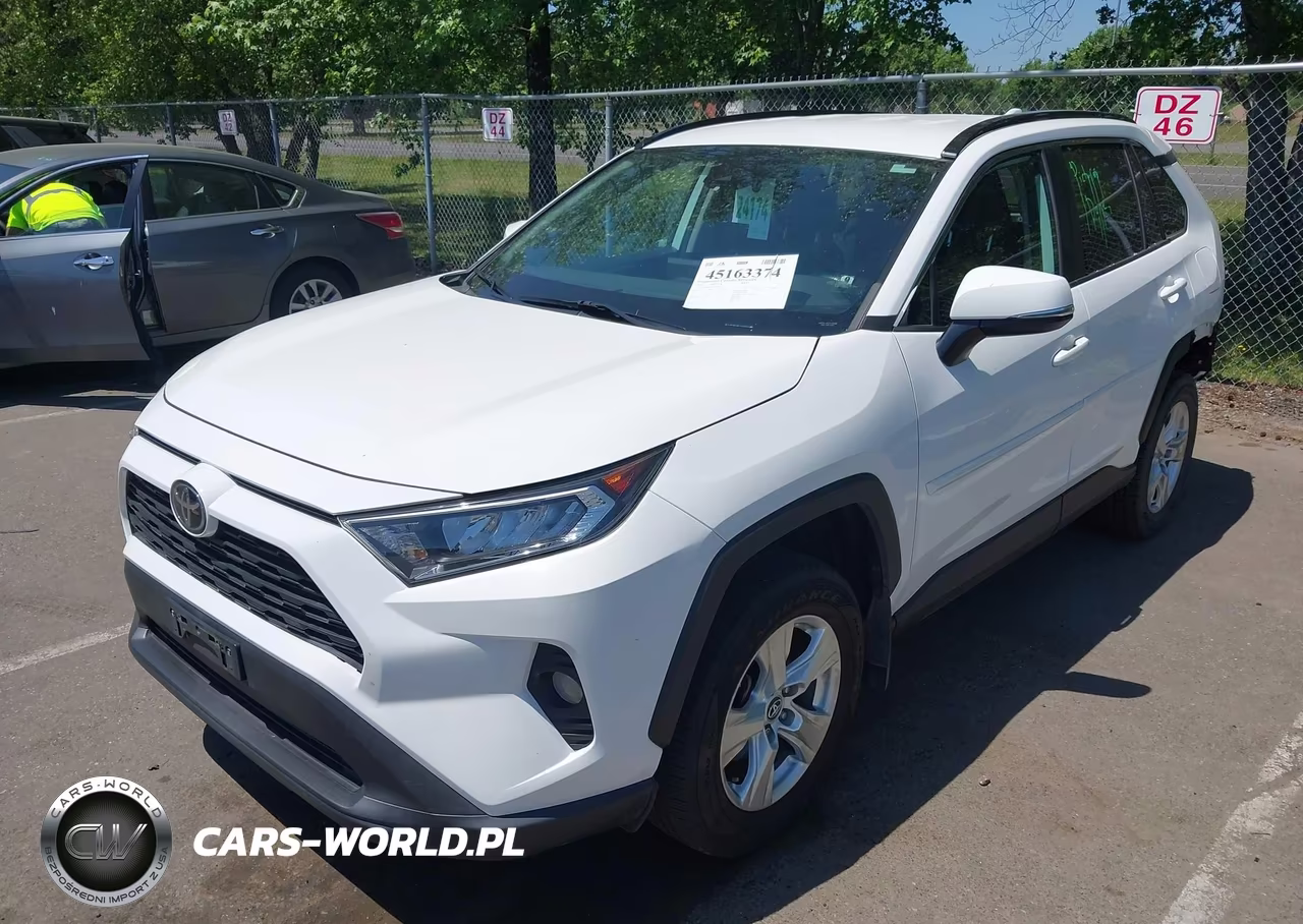 2020 Toyota Rav4 Xle VIN:2T3P1RFV4LC135938 - 2