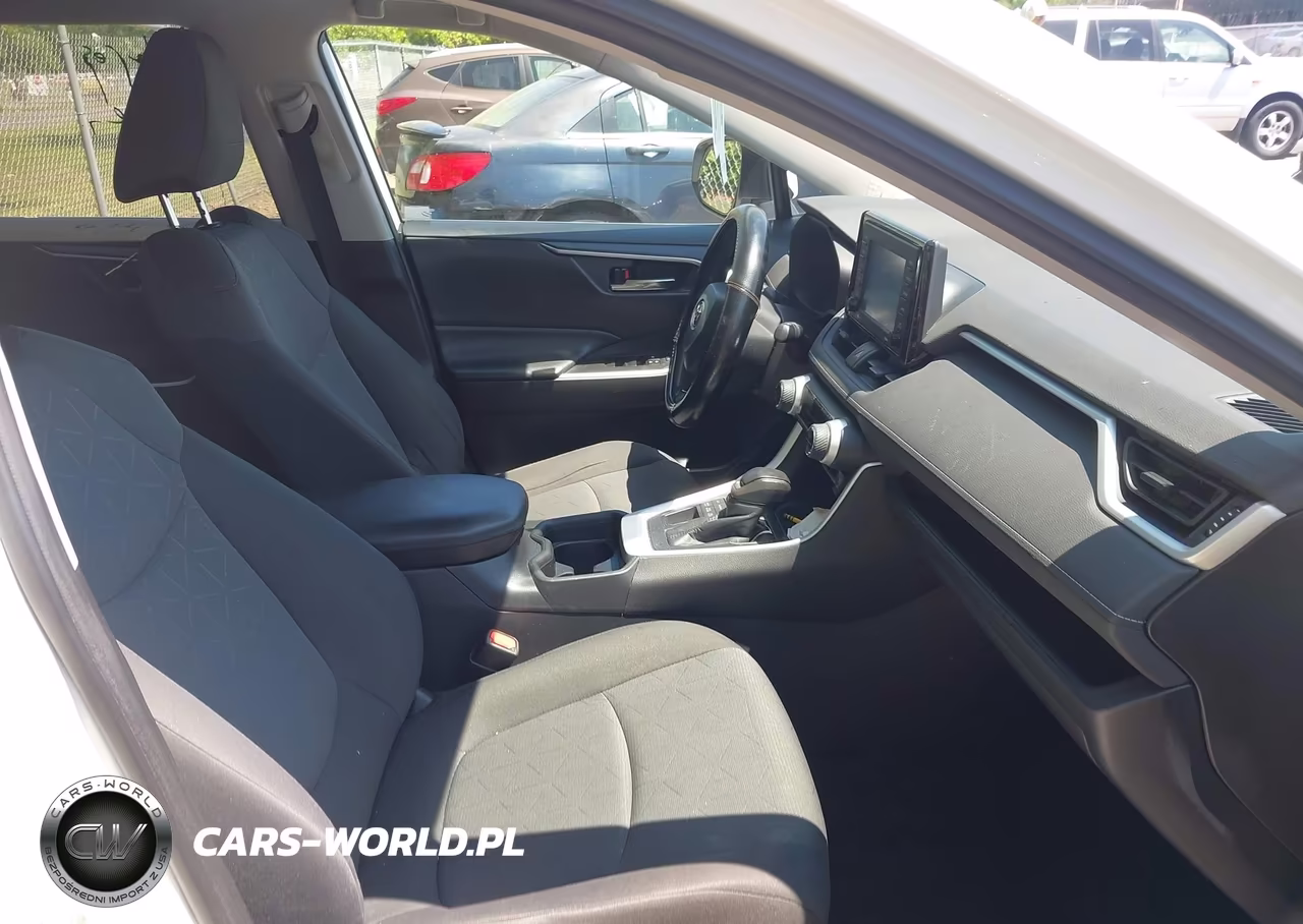 2020 Toyota Rav4 Xle VIN:2T3P1RFV4LC135938 - 5