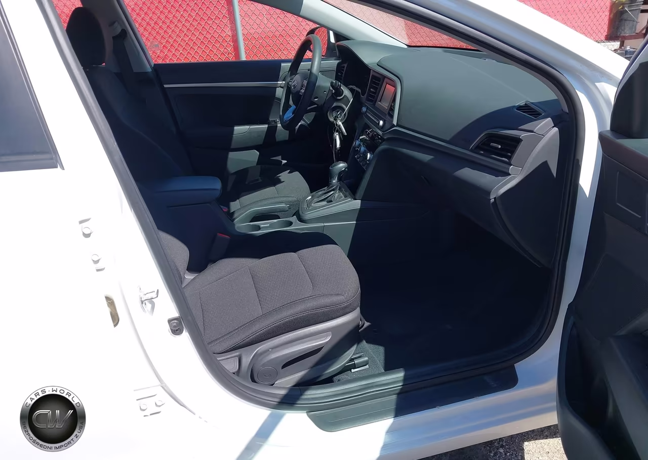 2020 Hyundai Elantra Se VIN:5NPD74LF7LH617892 - 5