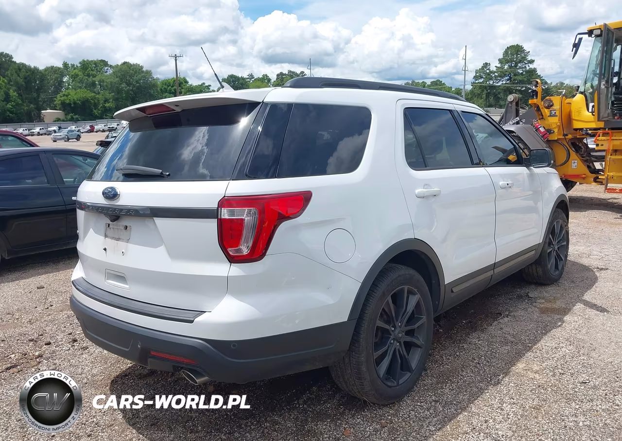 2019 Ford Explorer Xlt VIN:1FM5K7D80KGA88482 - 4