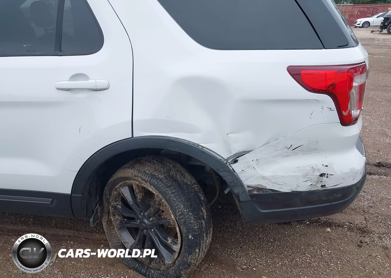 2019 Ford Explorer Xlt VIN:1FM5K7D80KGA88482 - 6