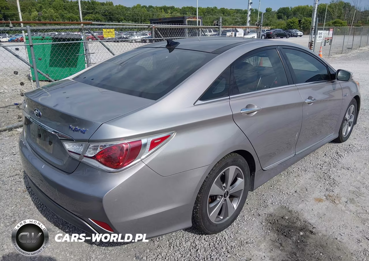 2012 Hyundai Sonata Hybrid VIN:KMHEC4A47CA028507 - 4