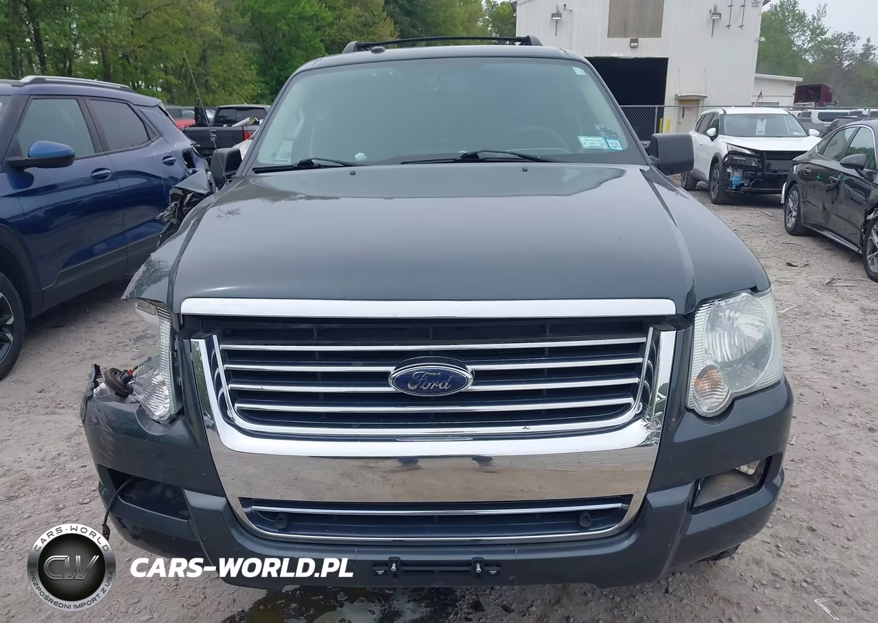 2010 Ford Explorer Xlt VIN:1FMEU7DE4AUA38040 - 12