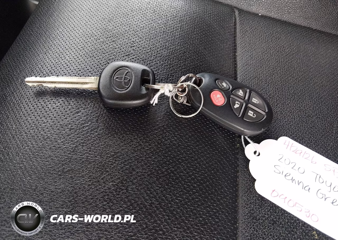 2020 Toyota Sienna Se VIN:5TDXZ3DC4LS047964 - 11