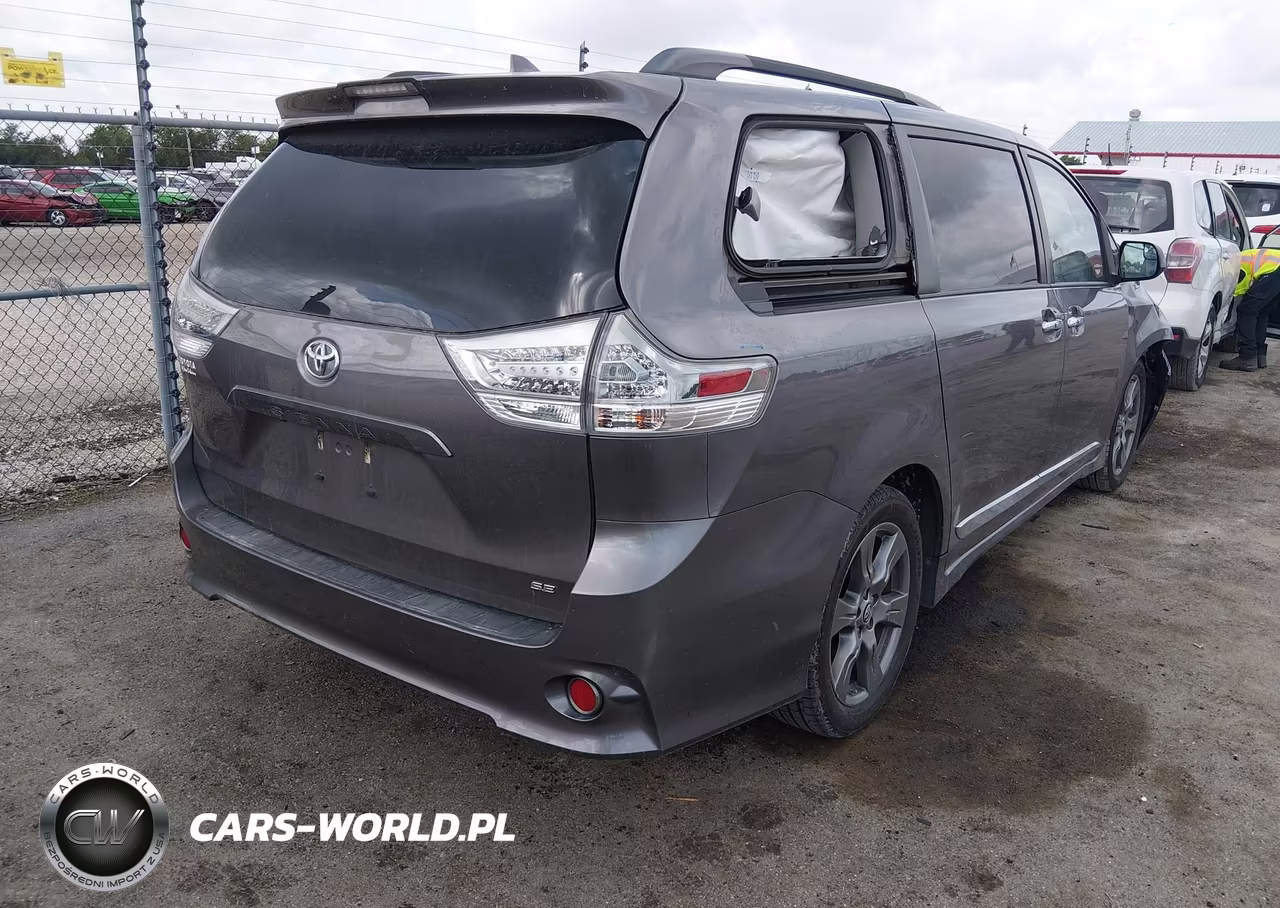 2020 Toyota Sienna Se VIN:5TDXZ3DC4LS047964 - 4