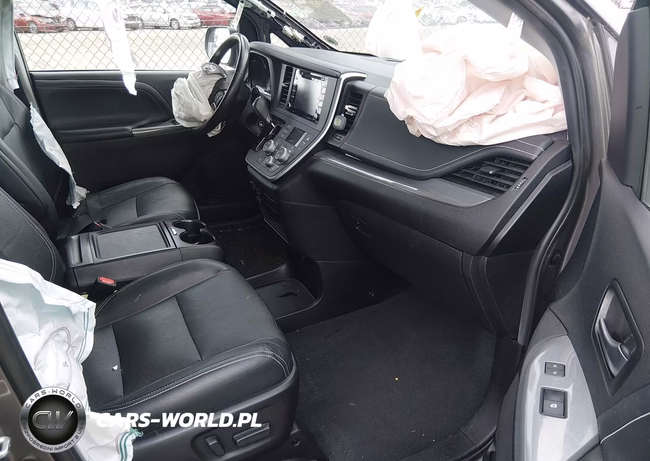 2020 Toyota Sienna Se VIN:5TDXZ3DC4LS047964 - 5