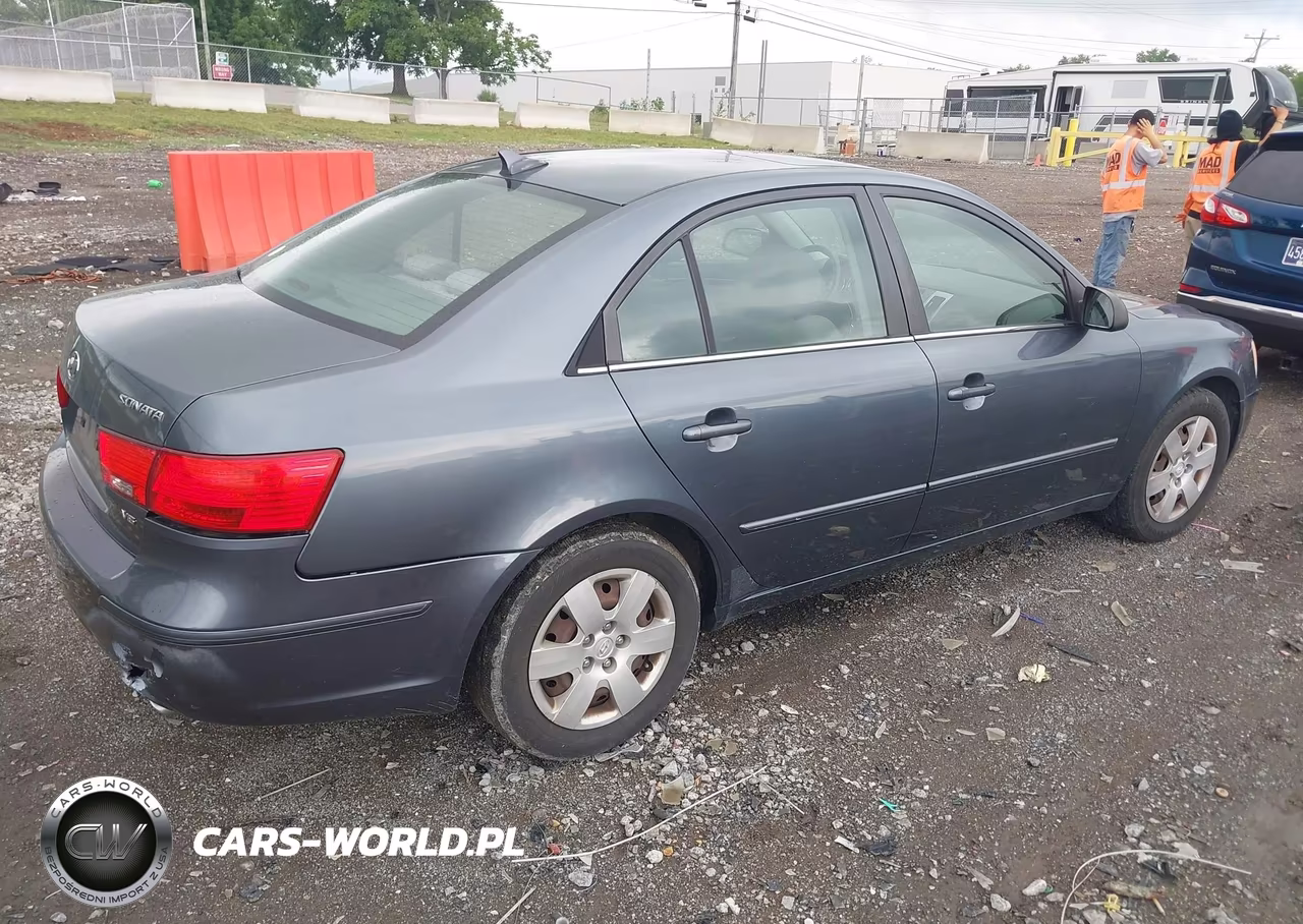 2009 Hyundai Sonata Gls V6 VIN:5NPET46F39H516918 - 4