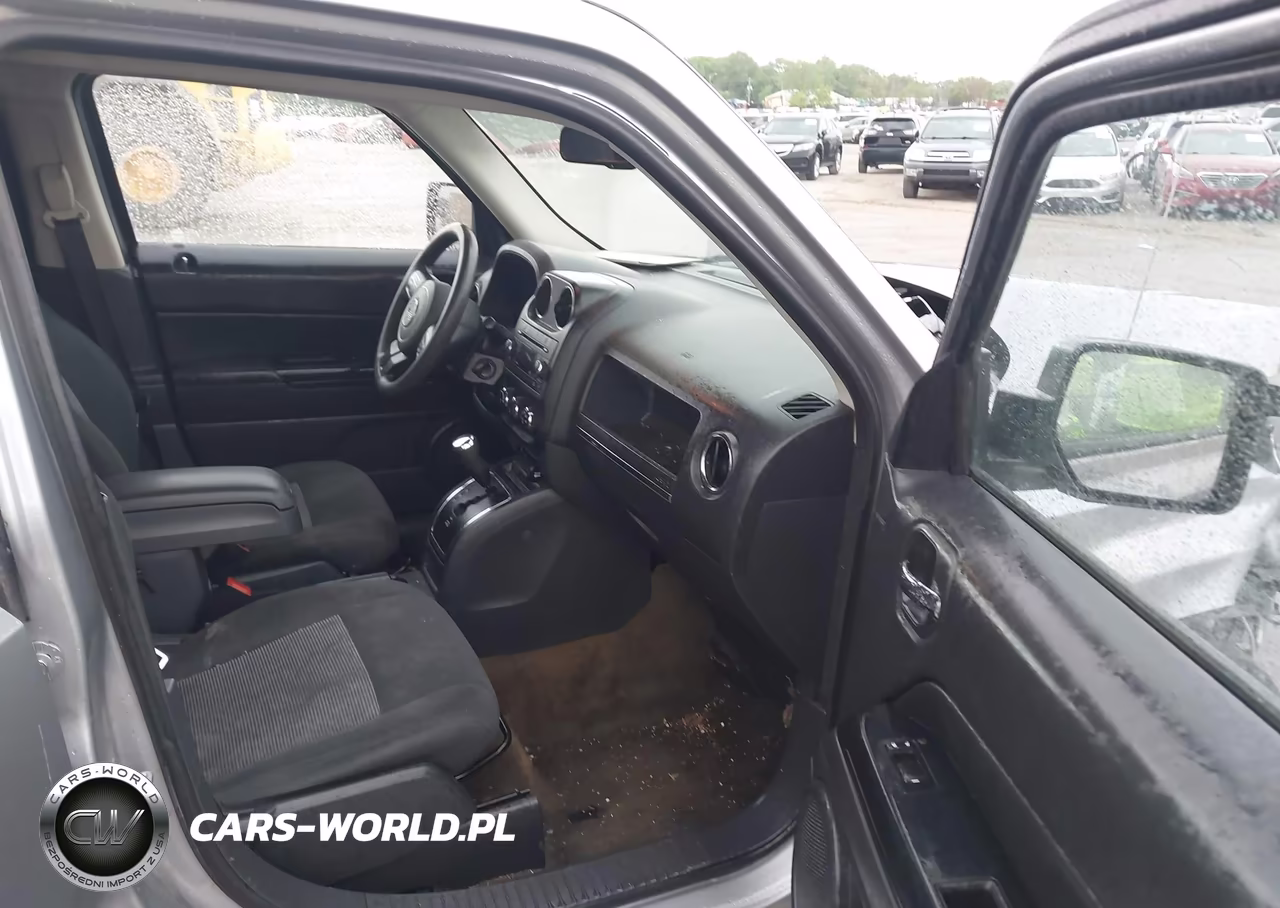 2017 Jeep Patriot Sport Fwd VIN:1C4NJPBB0HD103675 - 5