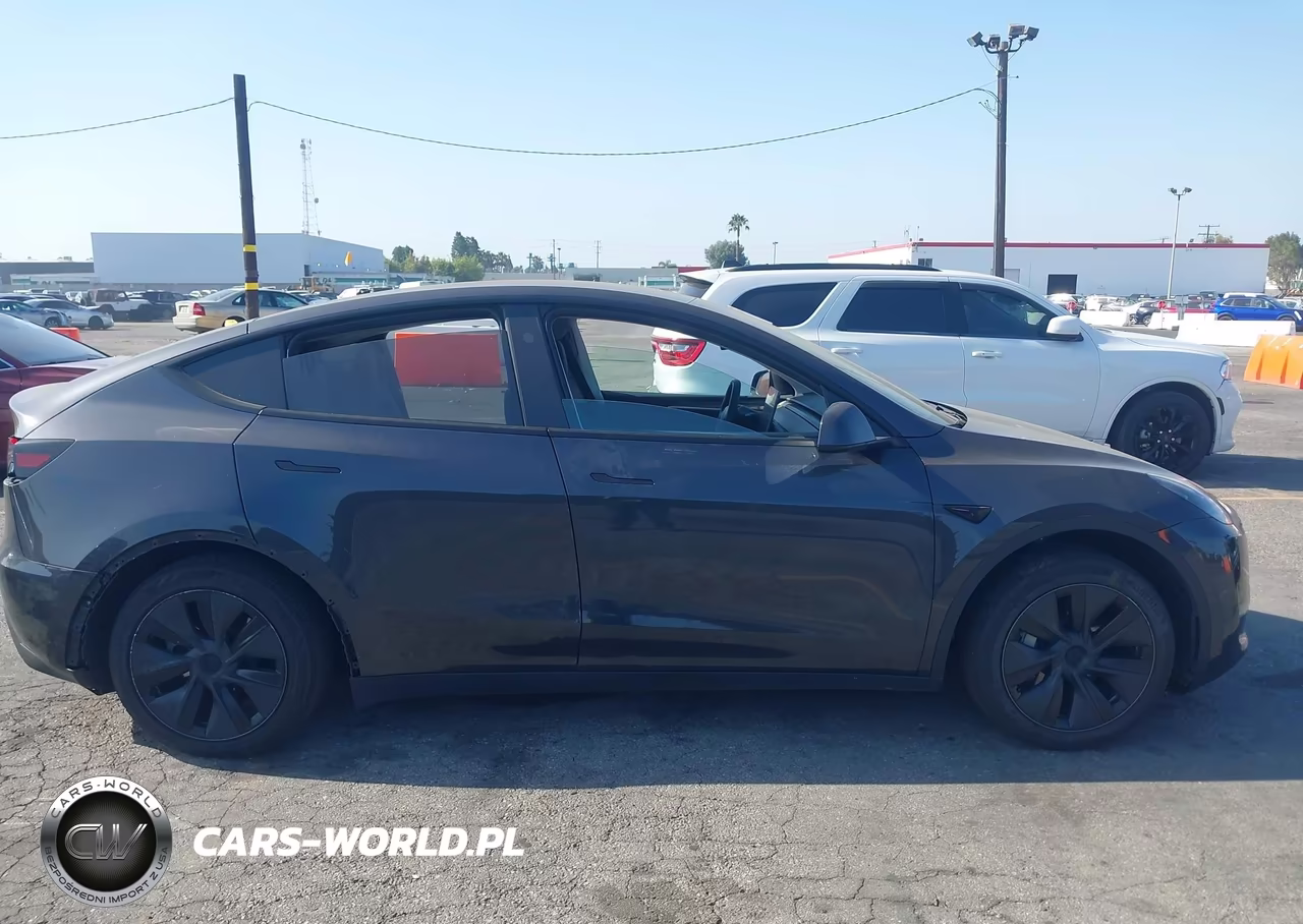 2024 Tesla Model Y Long Range Single Motor Rear-Wheel Drive-Rwd VIN:7SAYGDED0RF114468 - 14