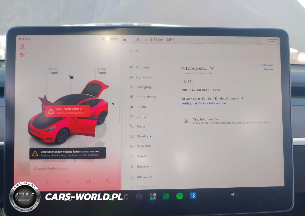 2024 Tesla Model Y Long Range Single Motor Rear-Wheel Drive-Rwd VIN:7SAYGDED0RF114468 - 19