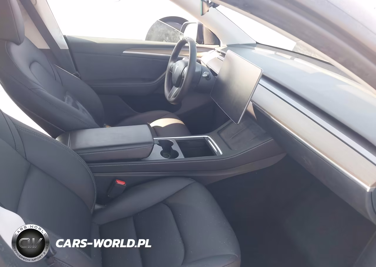 2024 Tesla Model Y Long Range Single Motor Rear-Wheel Drive-Rwd VIN:7SAYGDED0RF114468 - 5