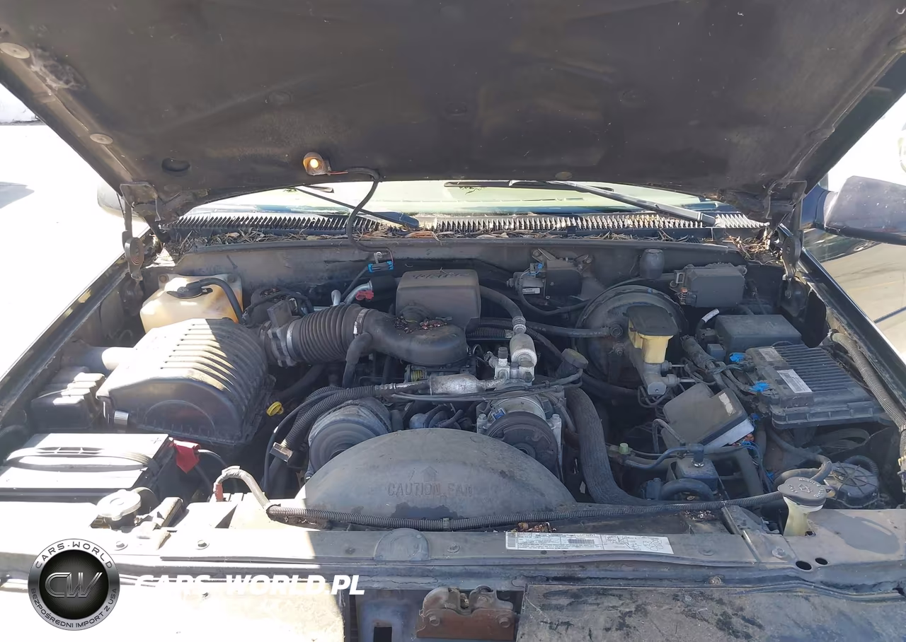 2000 Cadillac Escalade Standard VIN:1GYEK63RXYR202035 - 10