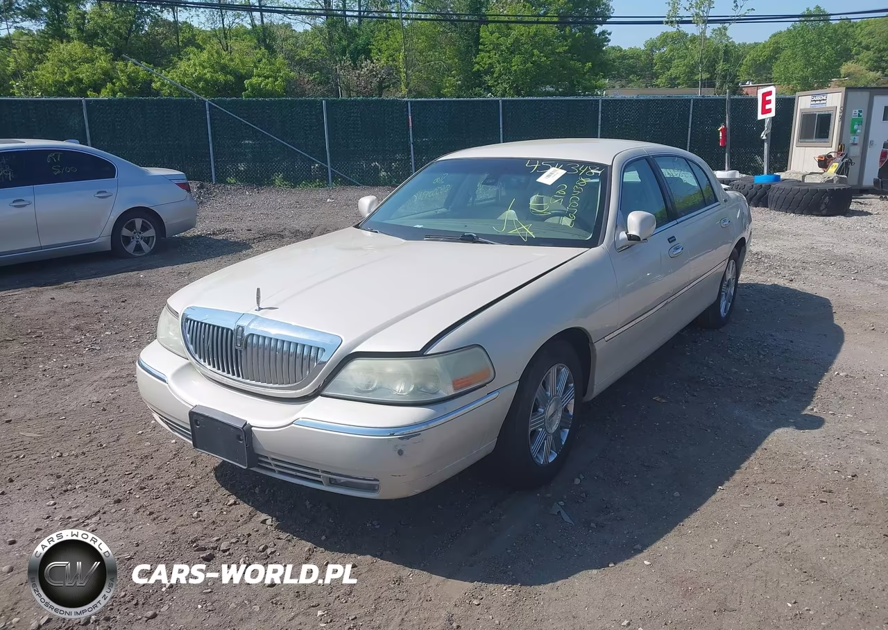 2003 Lincoln Town Car Cartier L VIN:1LNHM85W23Y626752 - 2