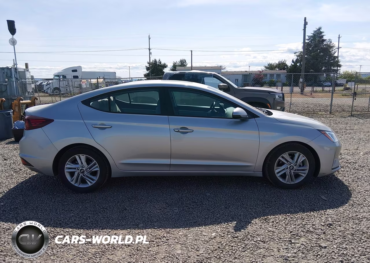 2020 Hyundai Elantra Value Edition VIN:5NPD84LF9LH563931 - 13