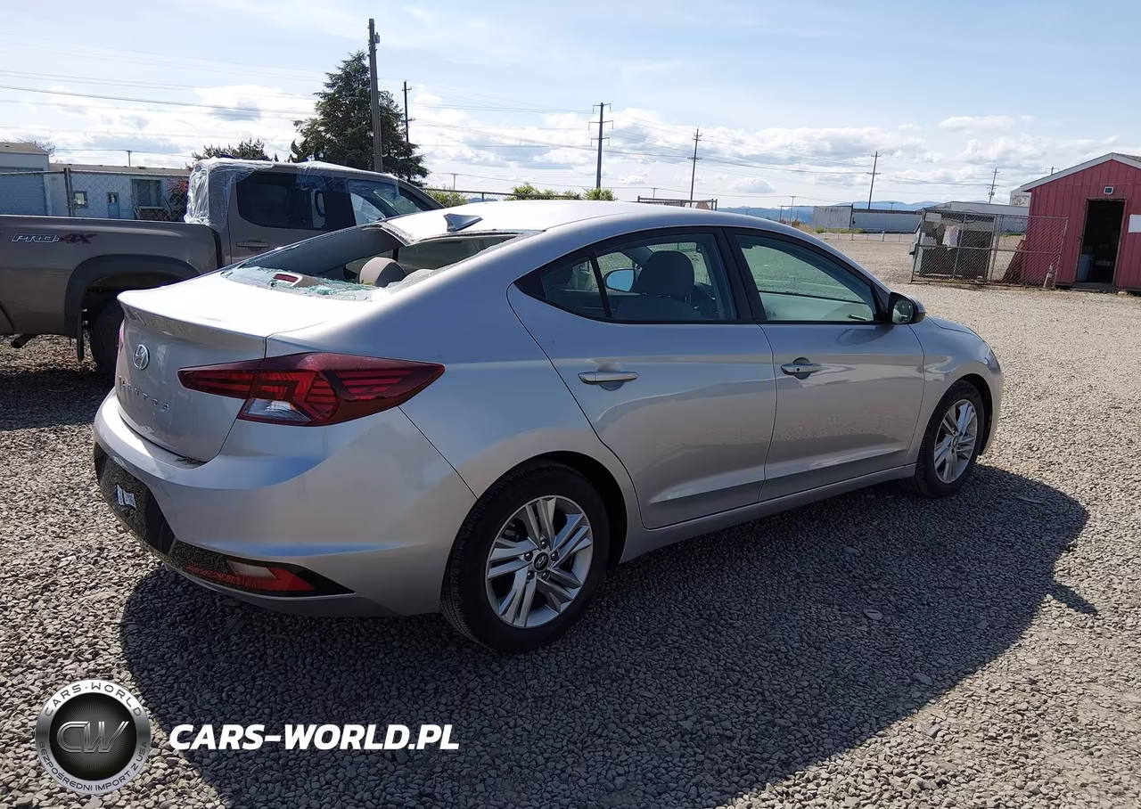 2020 Hyundai Elantra Value Edition VIN:5NPD84LF9LH563931 - 4