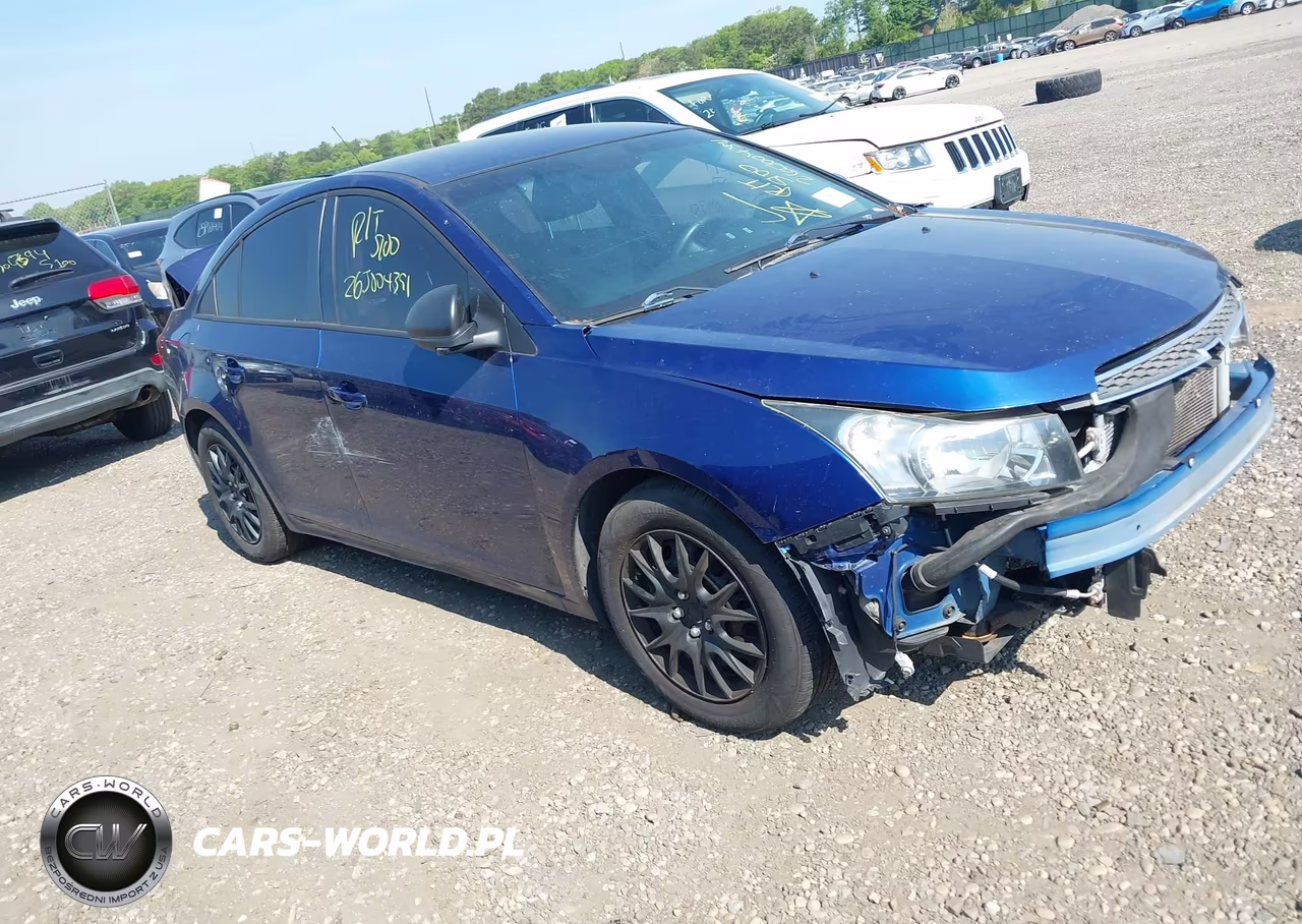 2013 Chevrolet Cruze Ls Auto – zdjęcie 1 z 13