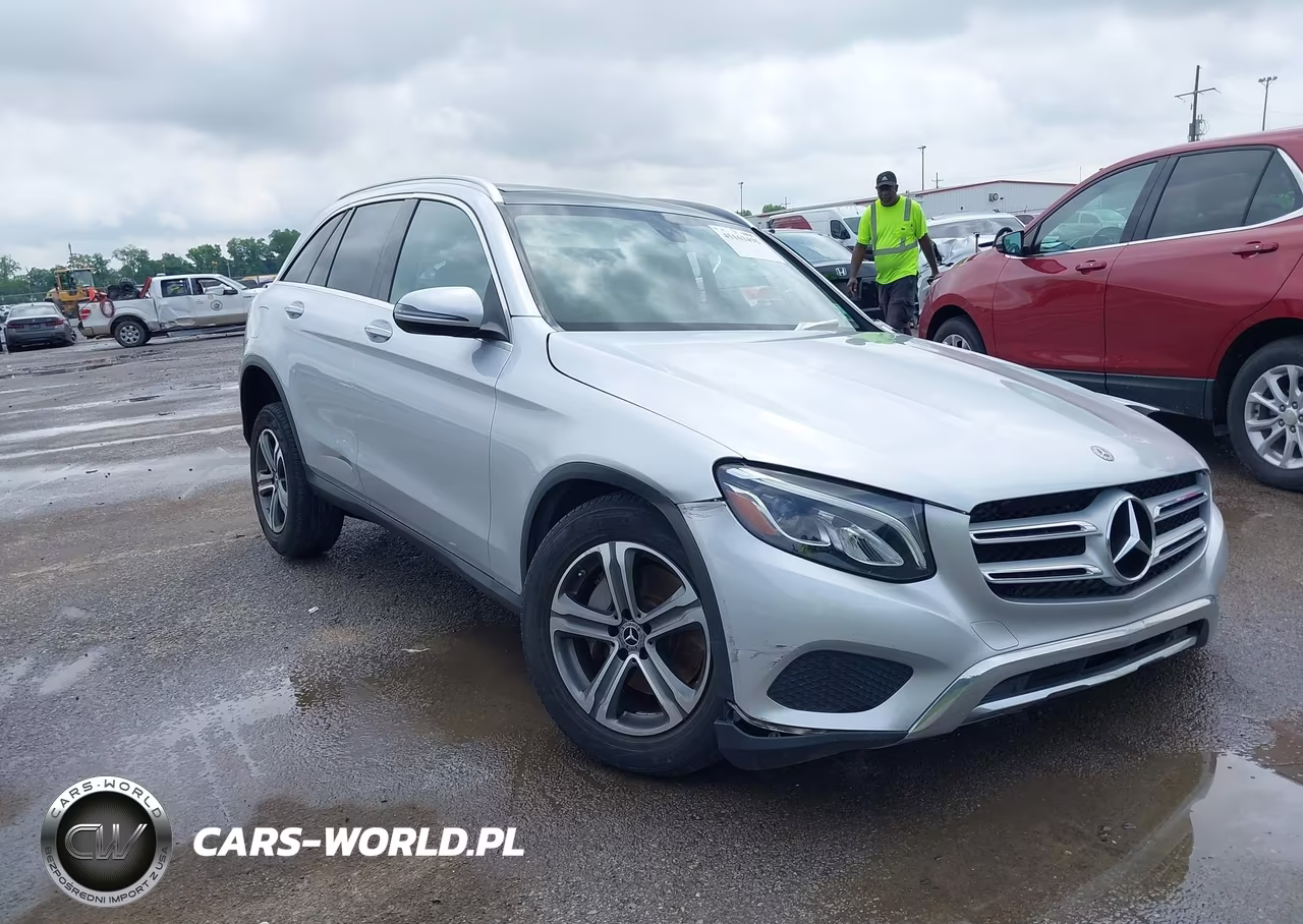 2019 Mercedes-Benz Glc 300 – zdjęcie 1 z 16
