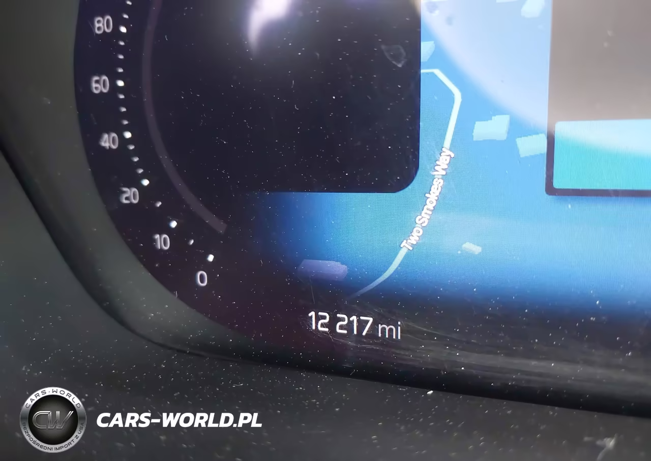 2025 Volvo Xc60 Plug-In Hybrid Plus, T8 Awd Electric-Gasoline, Dark VIN:YV4H60RC2S1029198 - 16