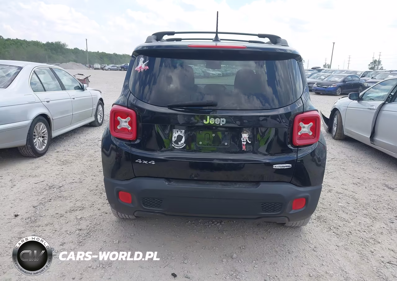 2017 Jeep Renegade Latitude 4X4 VIN:ZACCJBBBXHPF11953 - 17