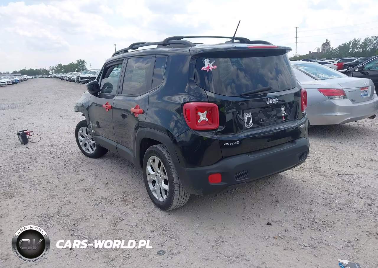 2017 Jeep Renegade Latitude 4X4 VIN:ZACCJBBBXHPF11953 - 3