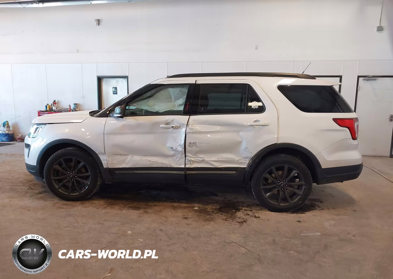 2019 Ford Explorer Xlt VIN:1FM5K8D80KGA14324 - 14