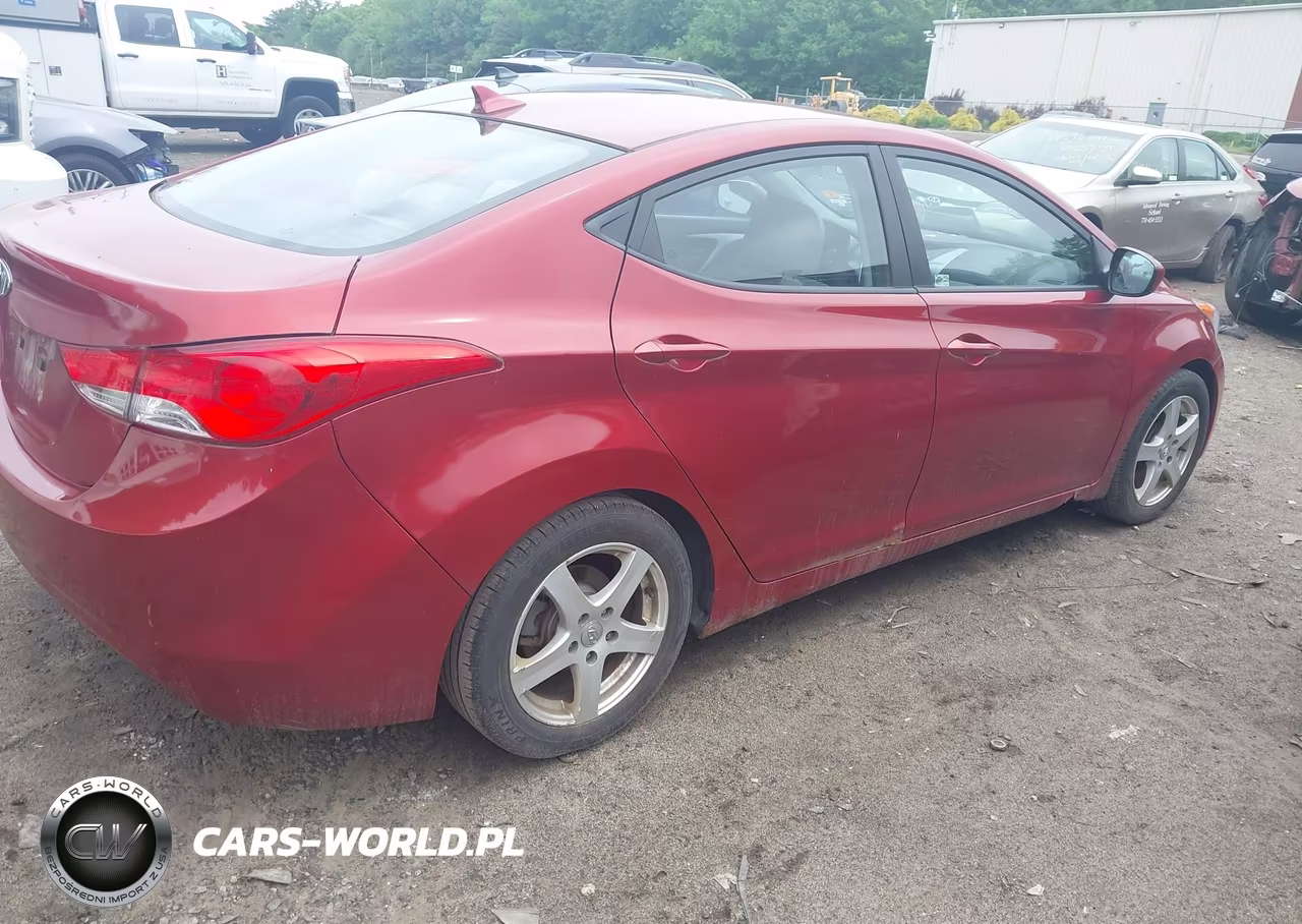 2012 Hyundai Elantra Gl VIN:5NPDH4AE6CH125605 - 4