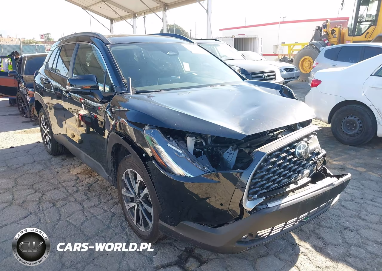 2025 Toyota Corolla Cross Xle – zdjęcie 1 z 17