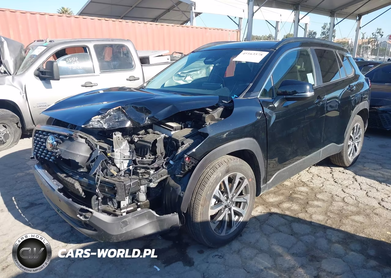 2025 Toyota Corolla Cross Xle VIN:7MUDAABG2SV145996 - 2