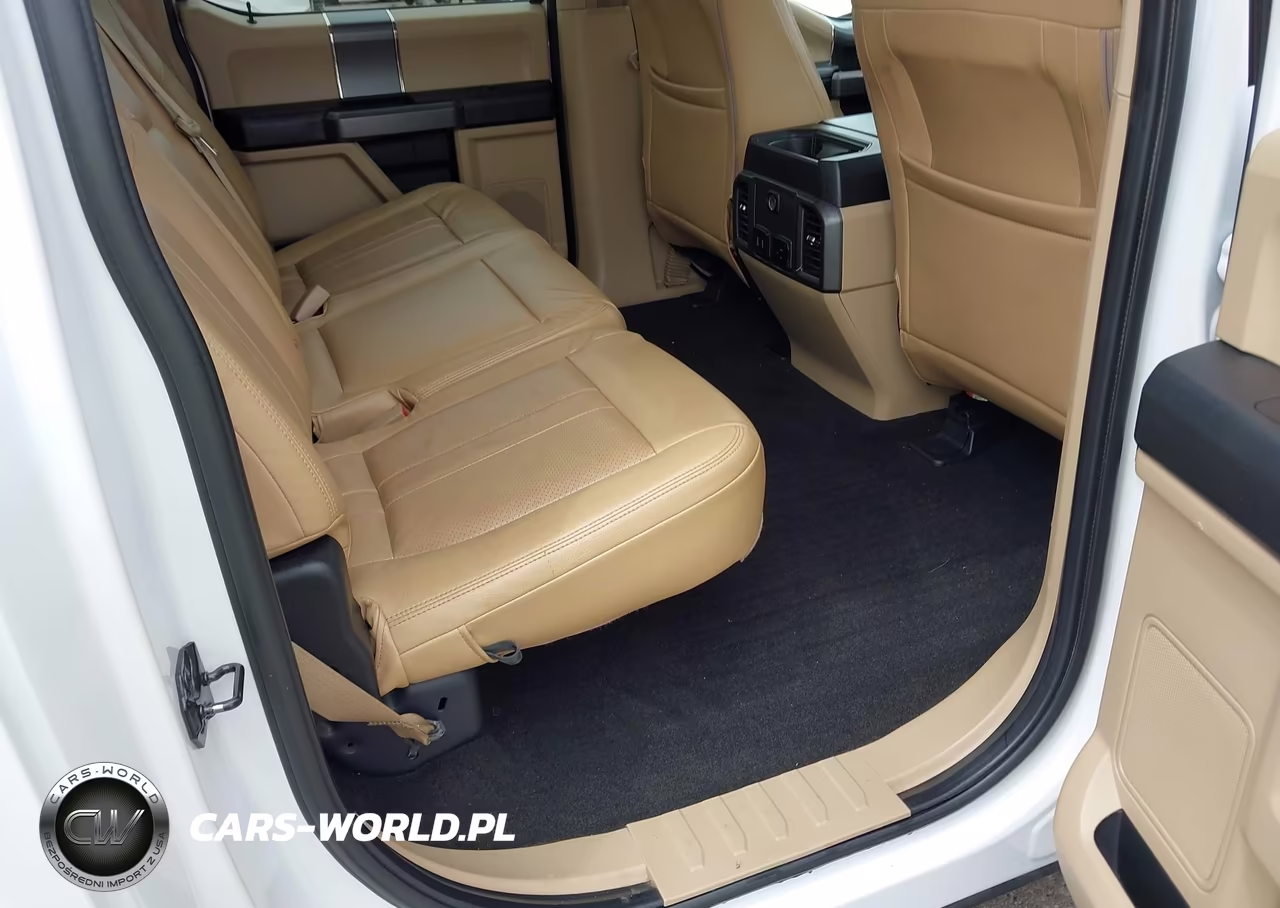 2019 Ford F-150 Xlt VIN:1FTEW1CP8KKC84133 - 8