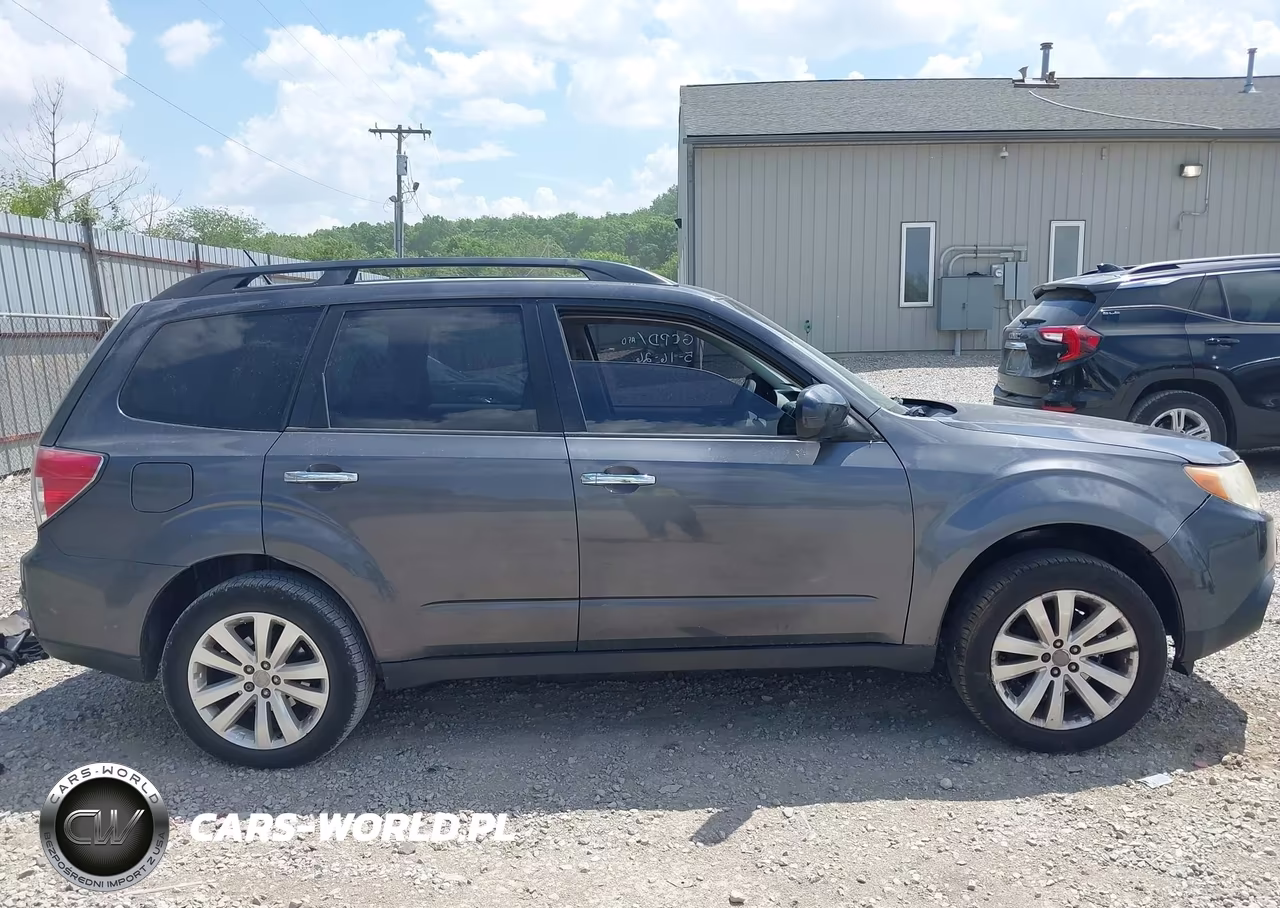 2011 Subaru Forester 2.5X Premium VIN:JF2SHBDCXBH740730 - 14