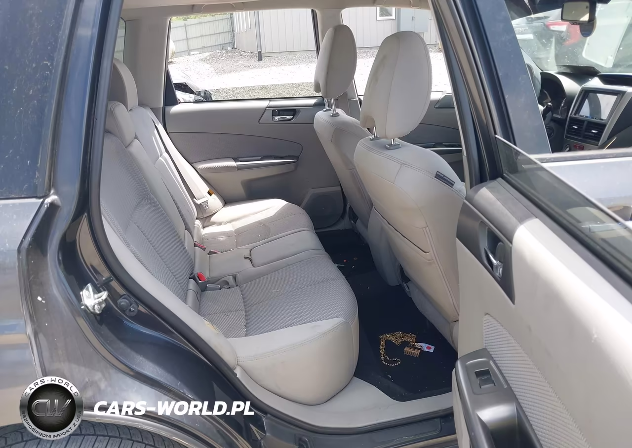 2011 Subaru Forester 2.5X Premium VIN:JF2SHBDCXBH740730 - 8