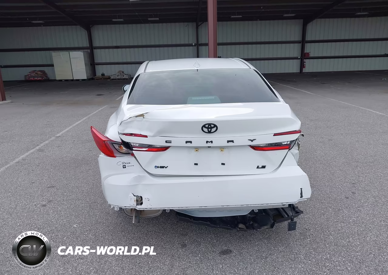 2025 Toyota Camry Le VIN:4T1DAACK9SU103958 - 16