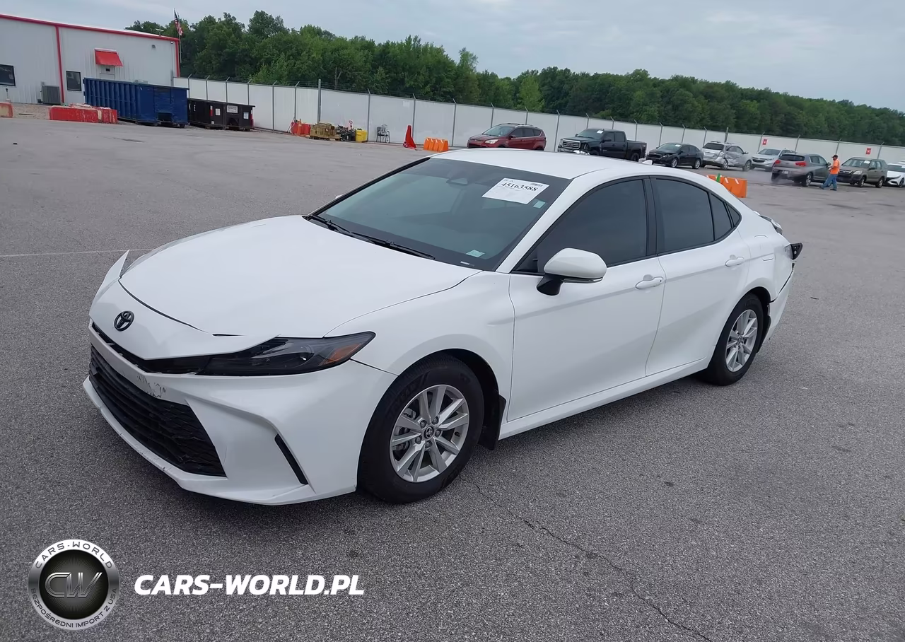 2025 Toyota Camry Le VIN:4T1DAACK9SU103958 - 2