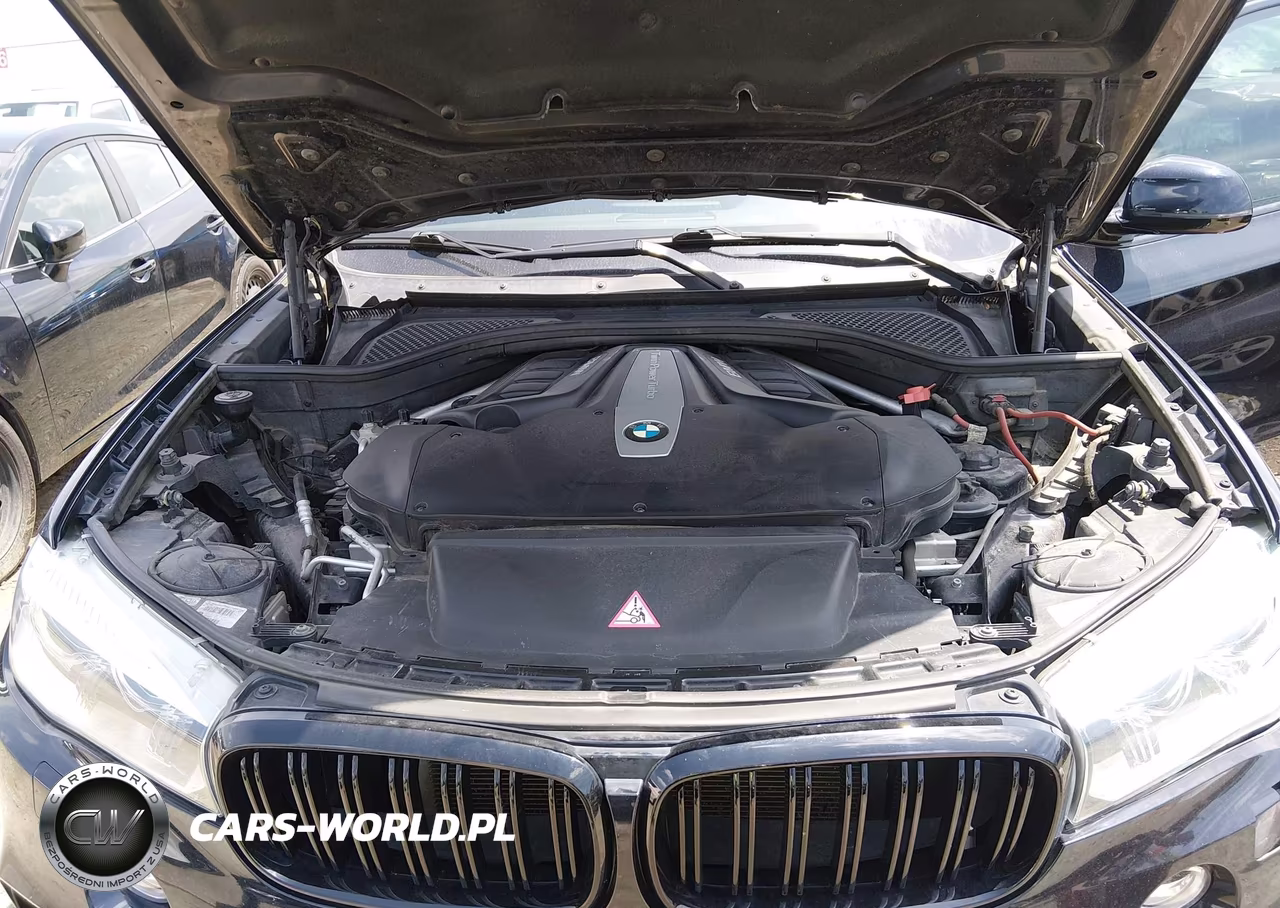 2014 BMW X5 xDrive50I VIN:5UXKR6C50E0J71572 - 10