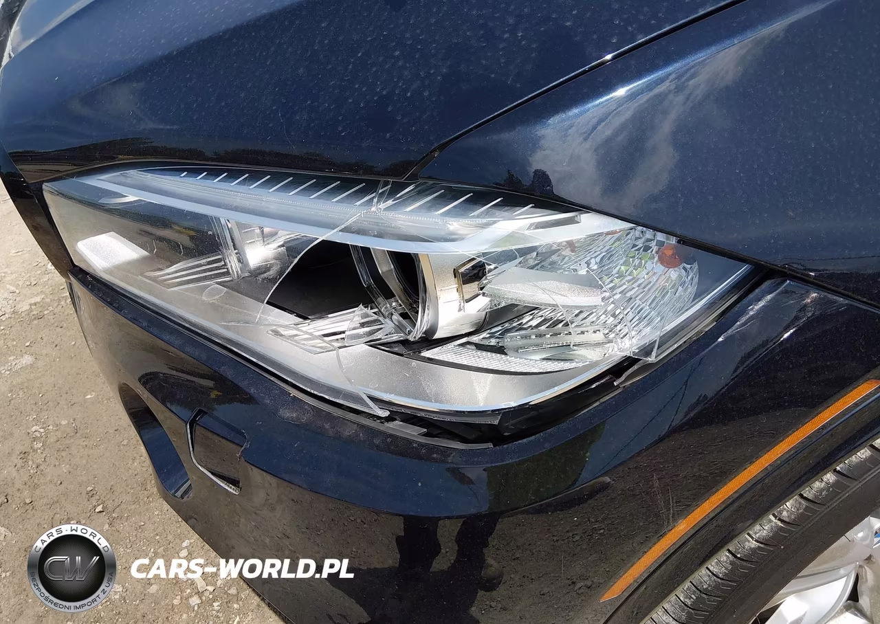 2014 BMW X5 xDrive50I VIN:5UXKR6C50E0J71572 - 17