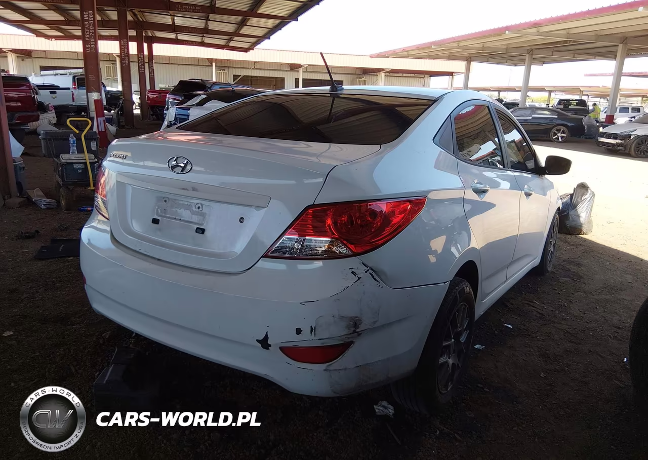 2014 Hyundai Accent Gls VIN:KMHCT4AE5EU622675 - 4