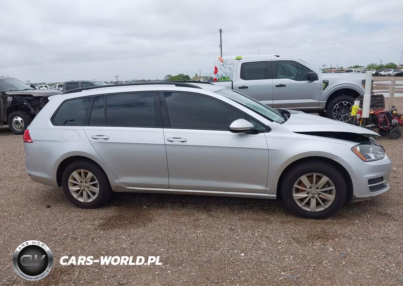 2017 Volkswagen Golf Sportwagen Tsi S VIN:3VWC17AU1HM504258 - 13