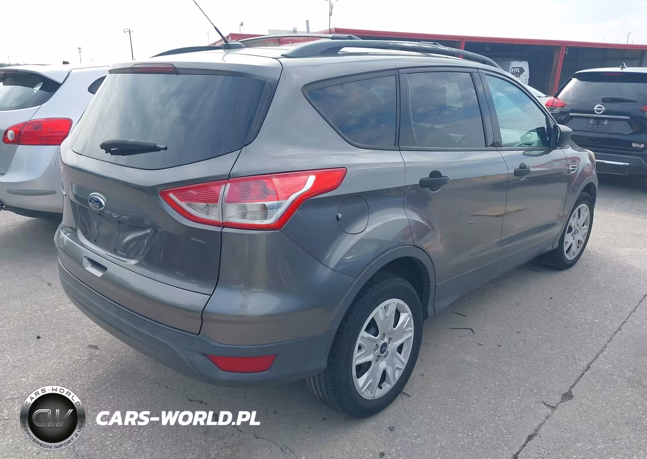 2013 Ford Escape S VIN:1FMCU0F70DUD87990 - 4
