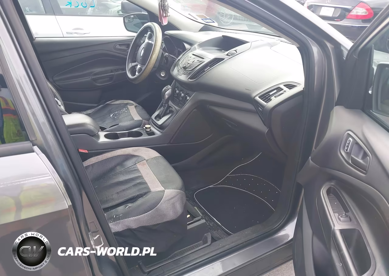 2013 Ford Escape S VIN:1FMCU0F70DUD87990 - 5