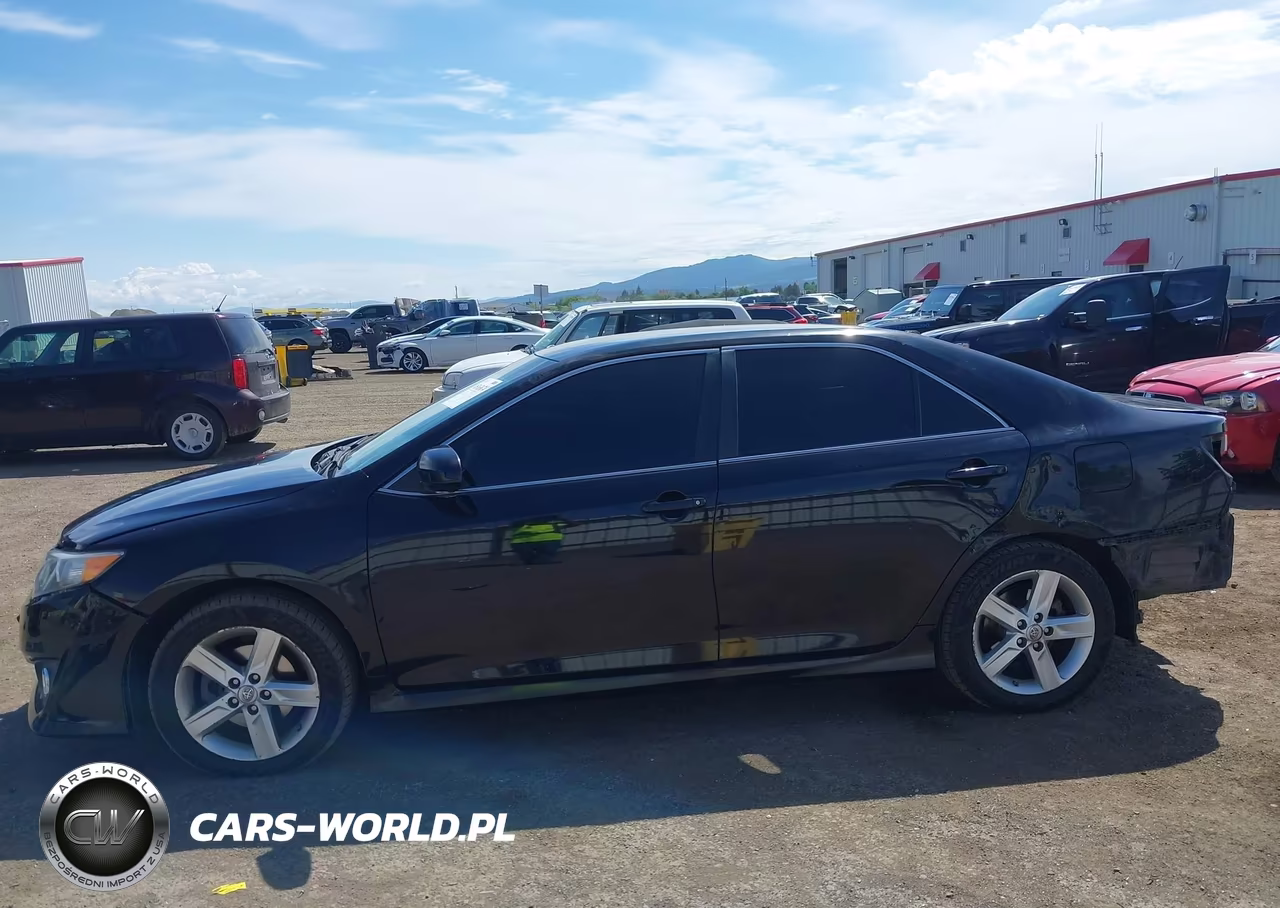 2014 Toyota Camry Se VIN:4T1BF1FK8EU320197 - 15