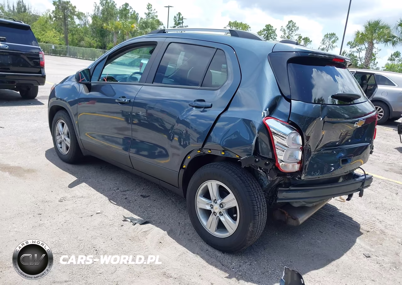 2022 Chevrolet Trax Fwd Lt VIN:KL7CJLSM4NB564626 - 3