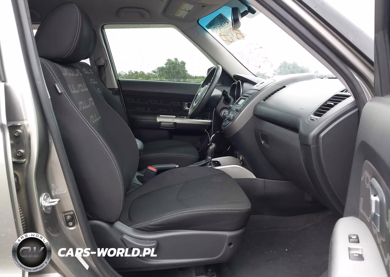 2012 Kia Soul + VIN:KNDJT2A63C7400625 - 5