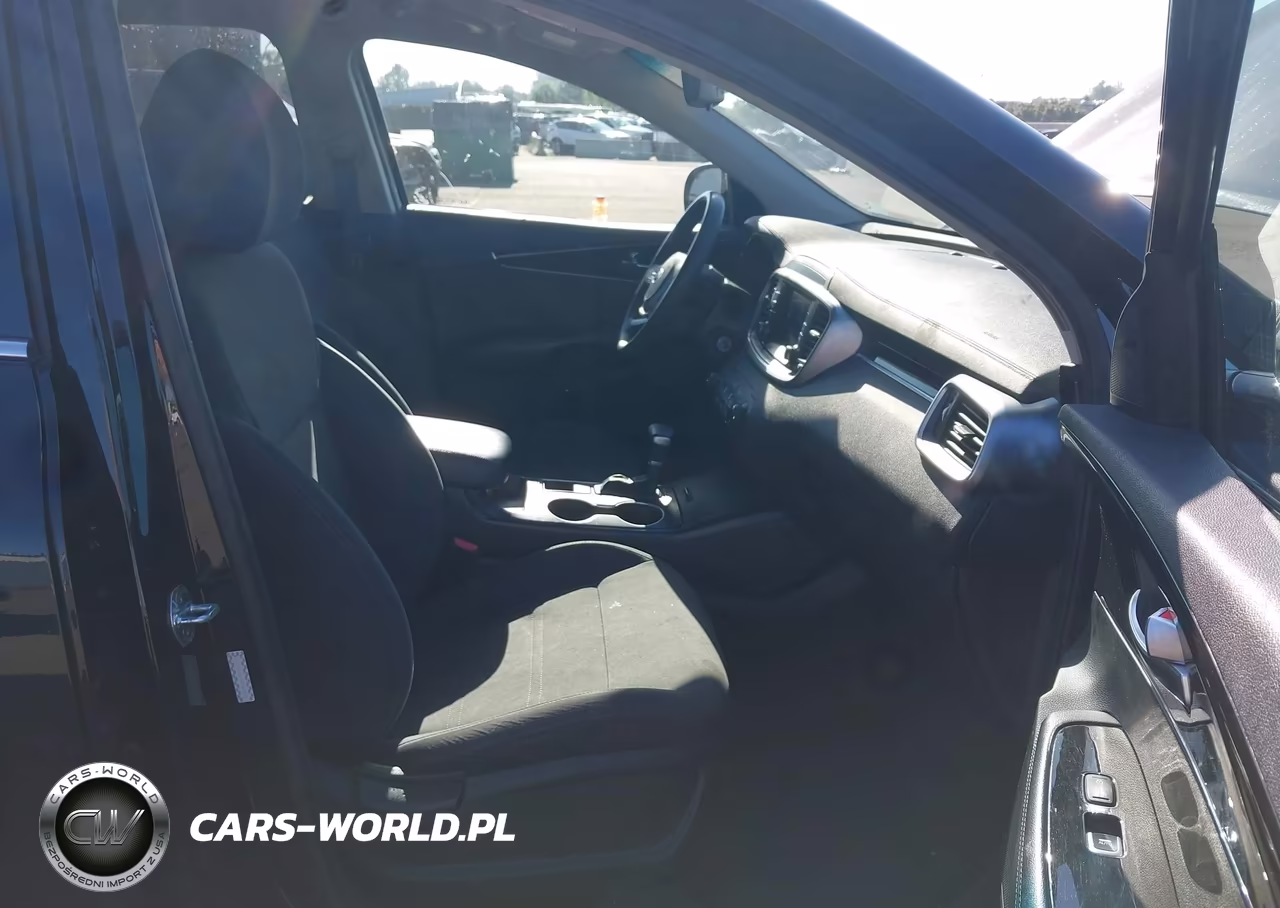 2020 Kia Sorento 3.3L Lx VIN:5XYPGDA57LG683812 - 5
