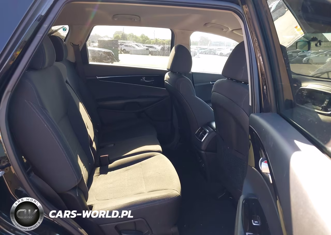 2020 Kia Sorento 3.3L Lx VIN:5XYPGDA57LG683812 - 8