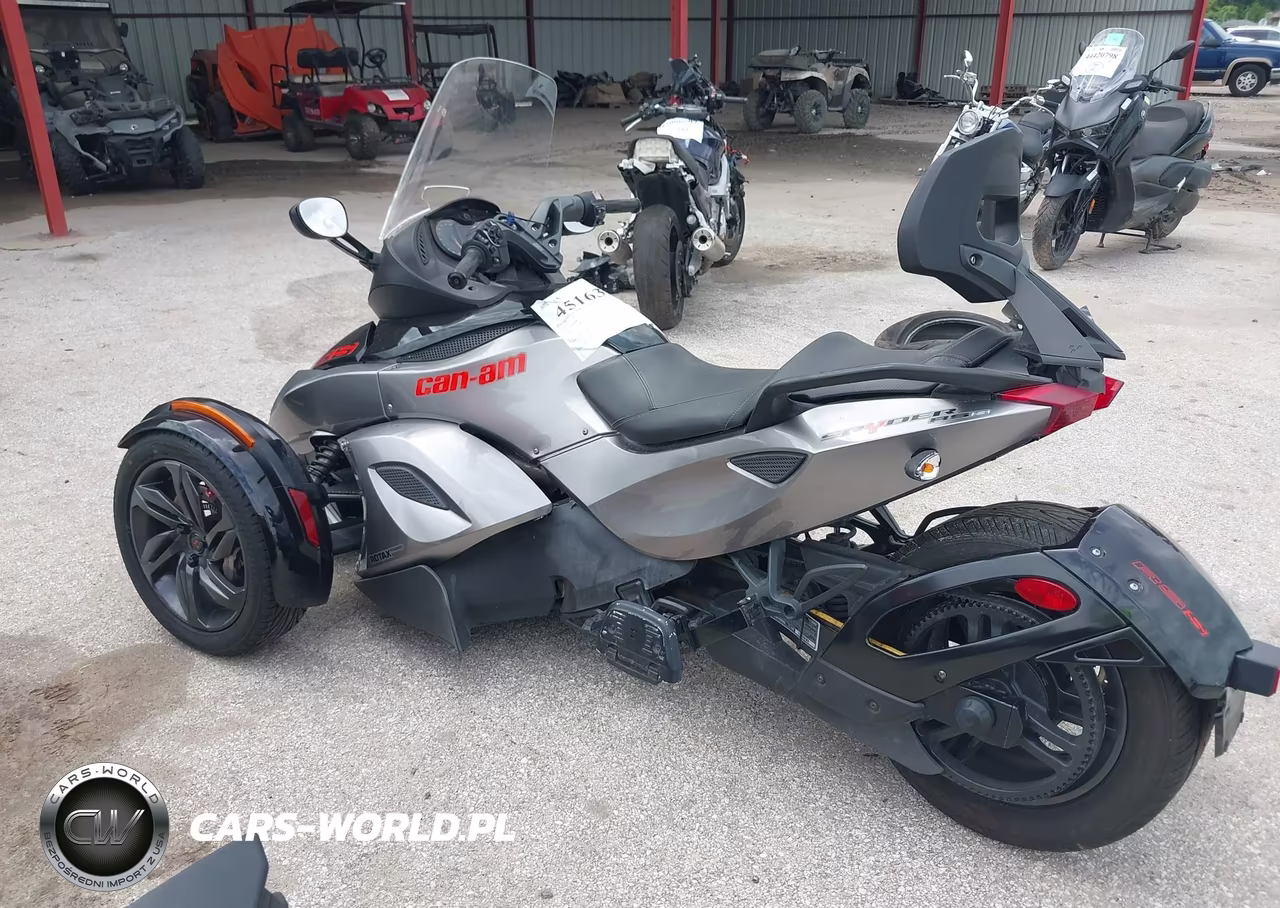 2013 Can-Am Spyder Roadster Rs-Rs-S VIN:2BXNABC1XDV000853 - 13