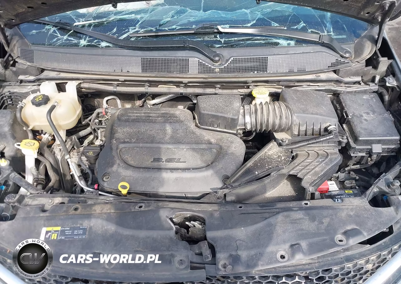 2020 Chrysler Pacifica Limited VIN:2C4RC1GG4LR203345 - 10